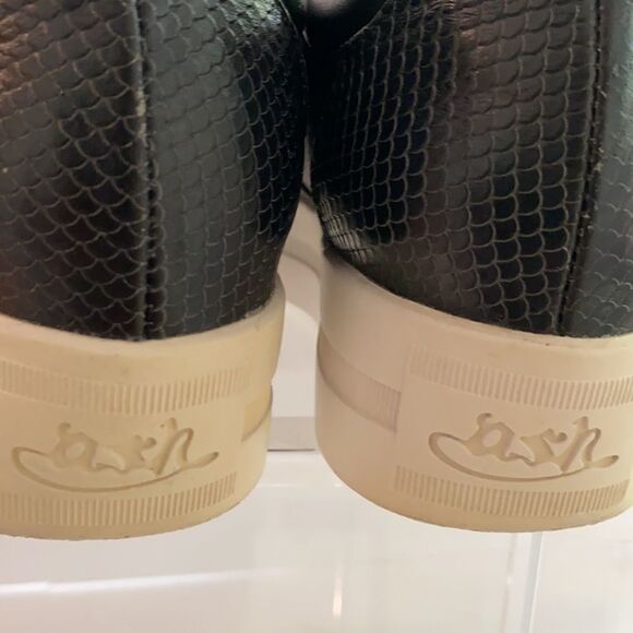 LORIBLU Platform Grommet And Zip Creeper Chunky Embellished Sneakers Black  7.5 - Picture 11 of 16